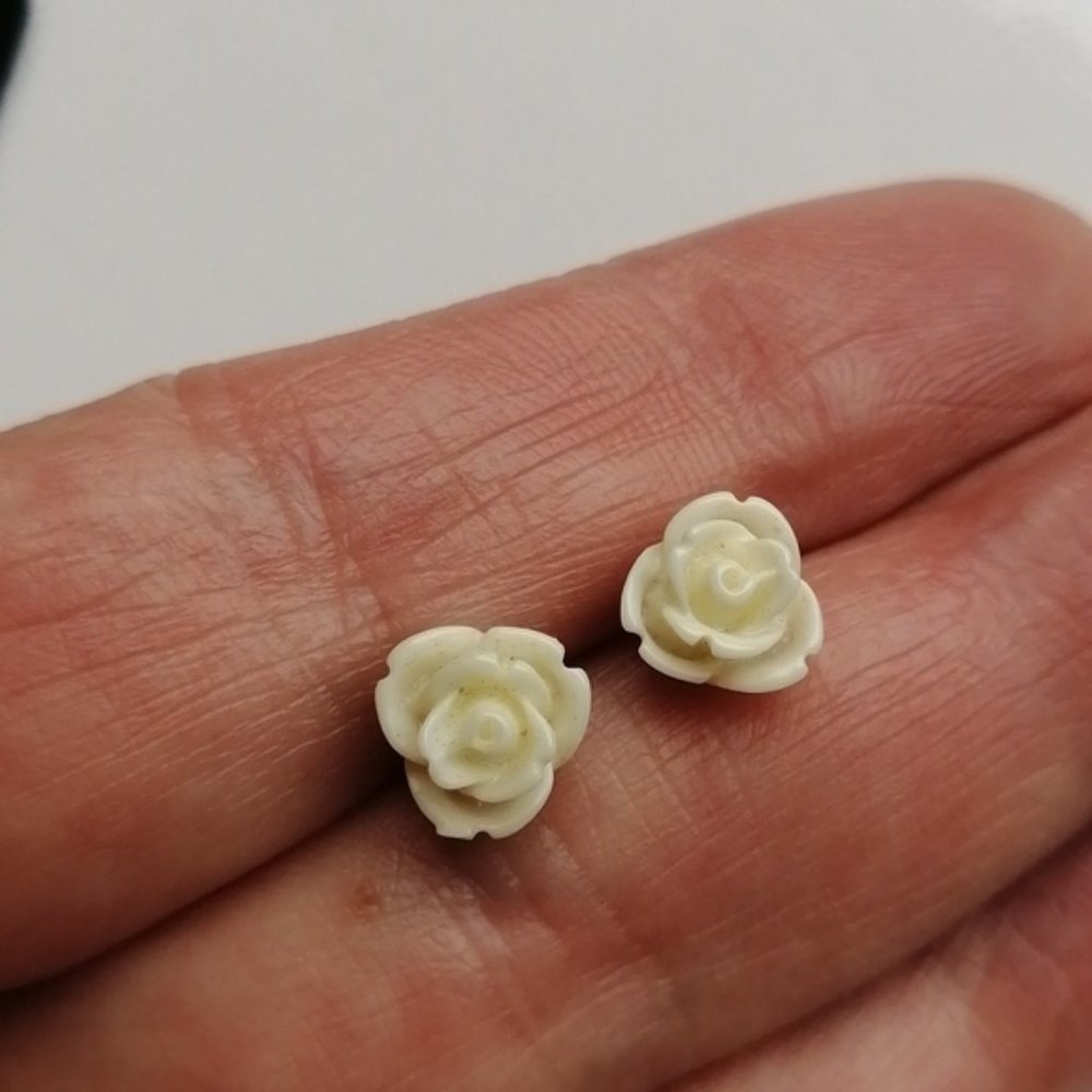 Vintage Carved Rose Stud Earrings
